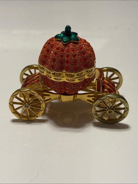 Other - Ornamental Cinderella Pumpkin Carriage Jewelry Trinket Carriage Like New